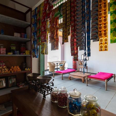 Kol Pol Mohalla Boutique Stay อุเดเปอร์ ภายนอก รูปภาพ