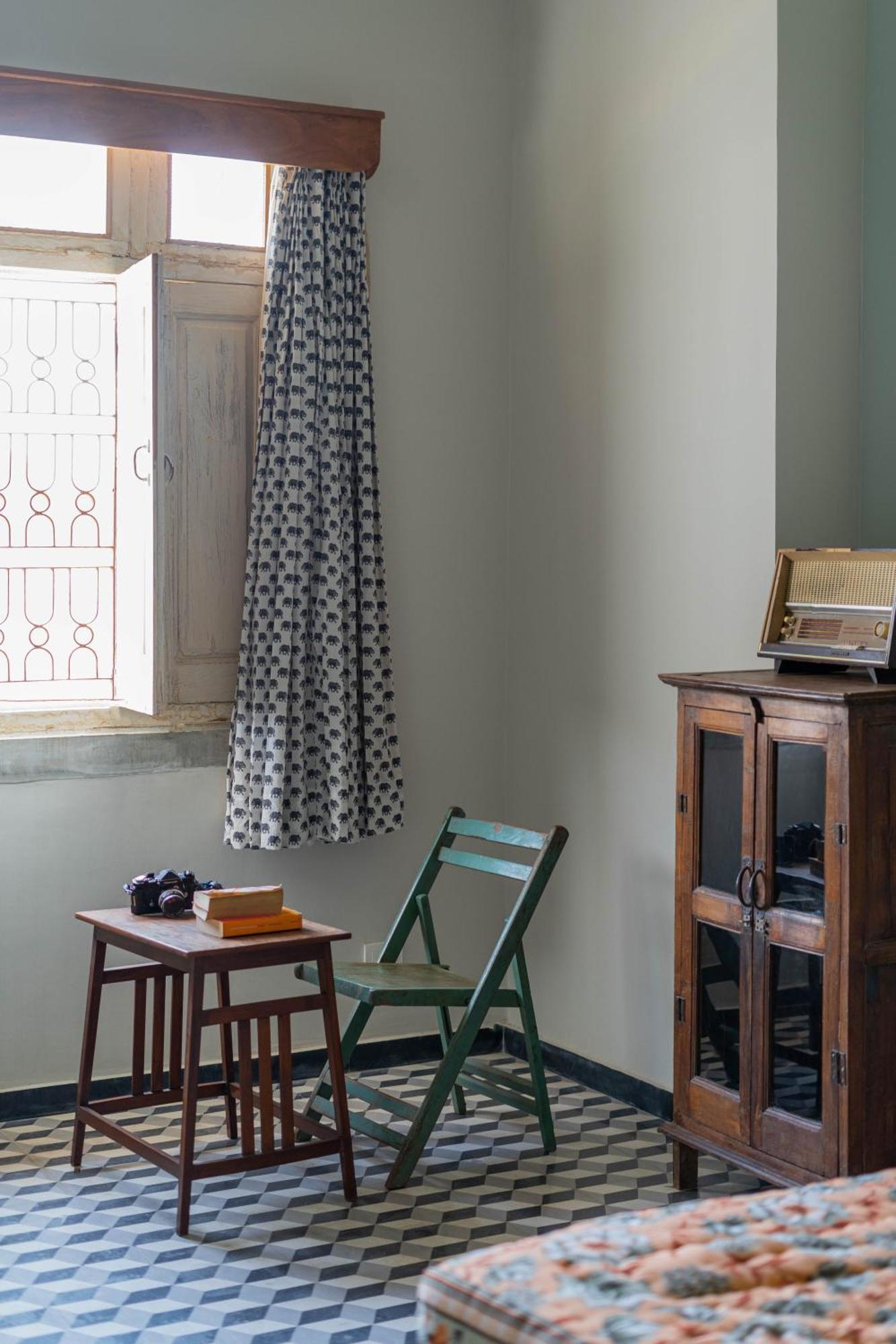 Kol Pol Mohalla Boutique Stay อุเดเปอร์ ภายนอก รูปภาพ