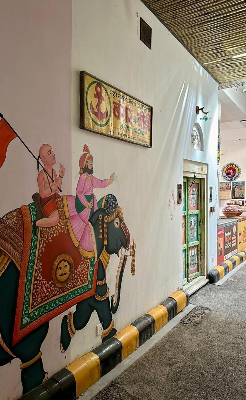 Kol Pol Mohalla Boutique Stay อุเดเปอร์ ภายนอก รูปภาพ